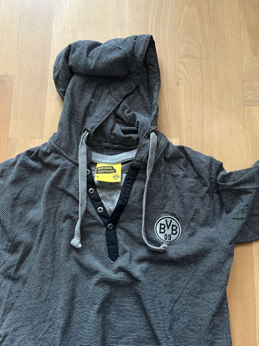 Maglioni & Felpe: Borussia Dortmund Kapuzen-Pullover – Nuovo (secondo la descrizione) da Adligenswil venduto da Jerk1 1