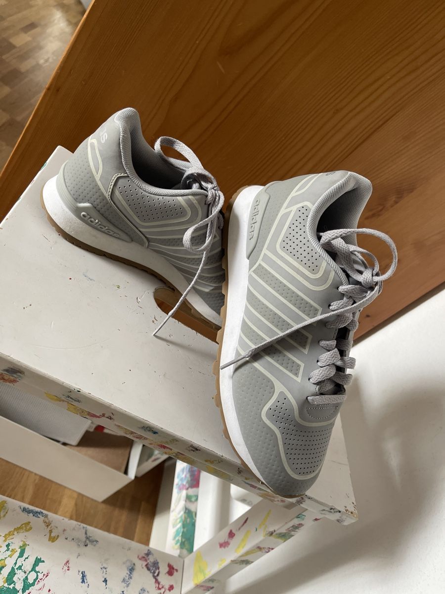 Adidas Scarpe da uomo: NEU: Adidas Sneakers gr. 36 2/3 – Nuovo (secondo la descrizione) da Bern venduto da Lili1007 2