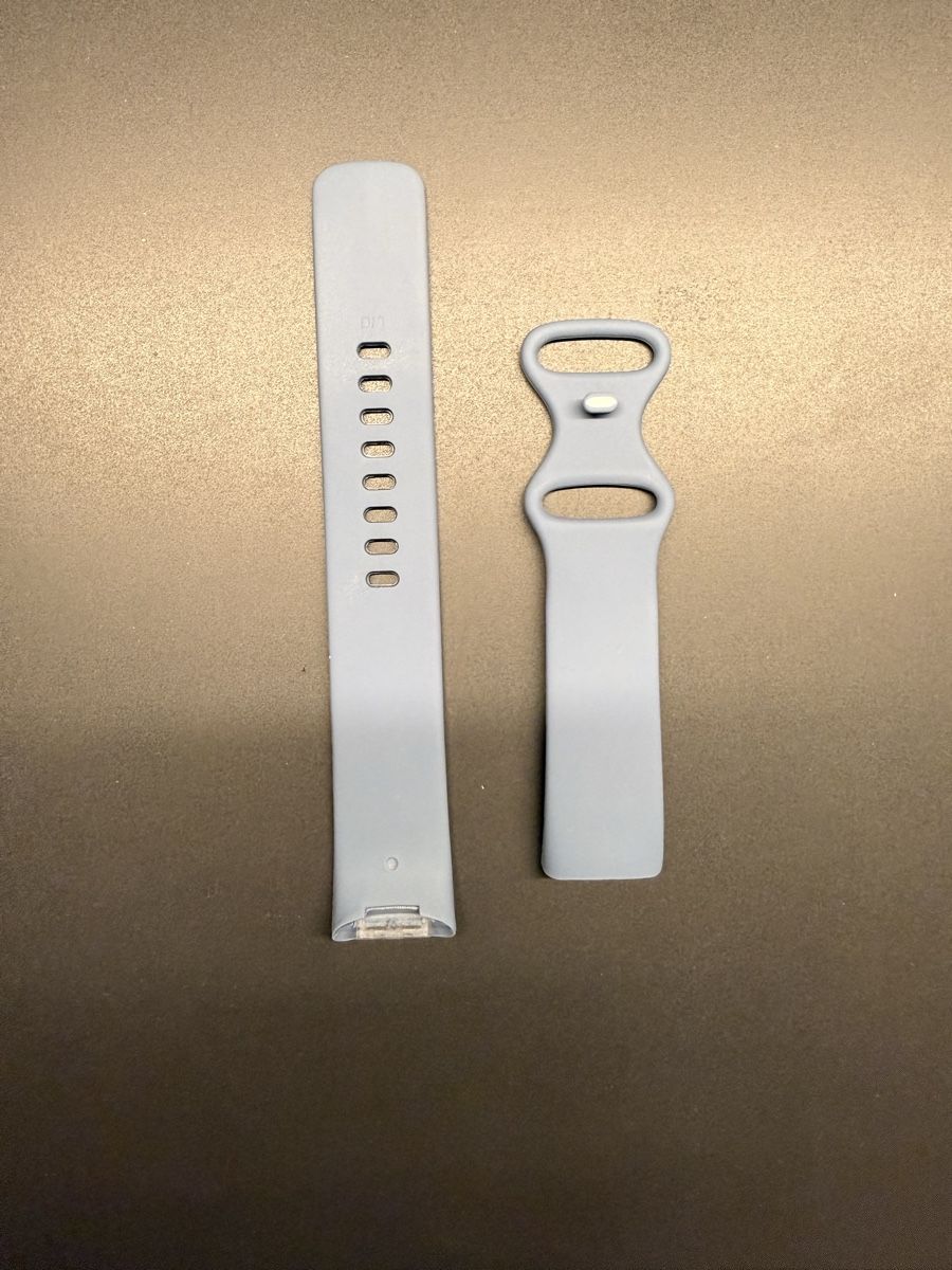 Bracciali & Braccialetti: Armband FitBit Charge 5/6 – Nuovo e nell'imballaggio originale da Affoltern am Albis venduto da NickAnto 3