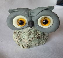 Eule Figur Naturstein Handgrmacht wunder schön sie Foto