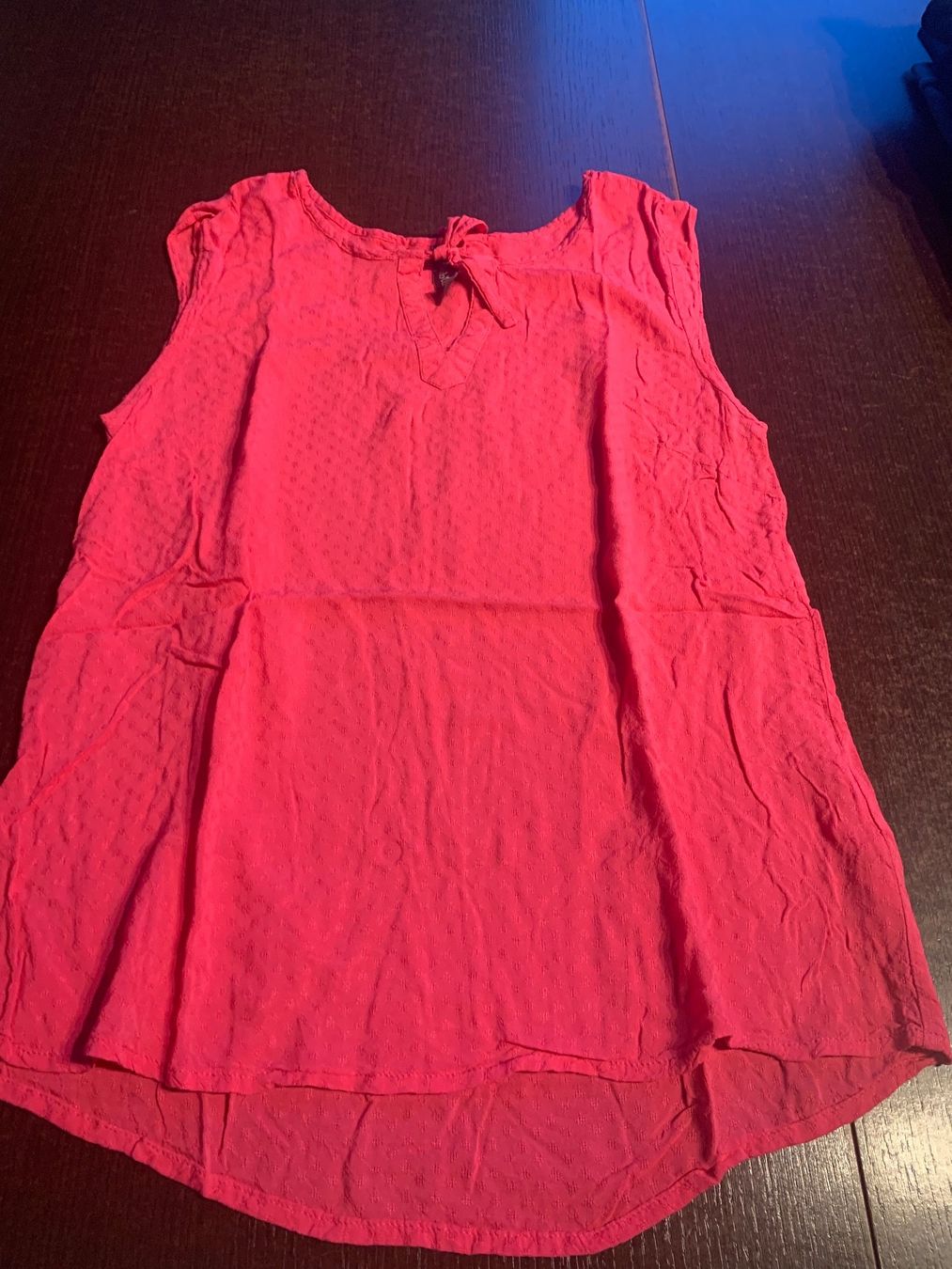 Tops: Pull à bretelles rose taille 36 – Gebraucht aus Domdidier von qatar1973