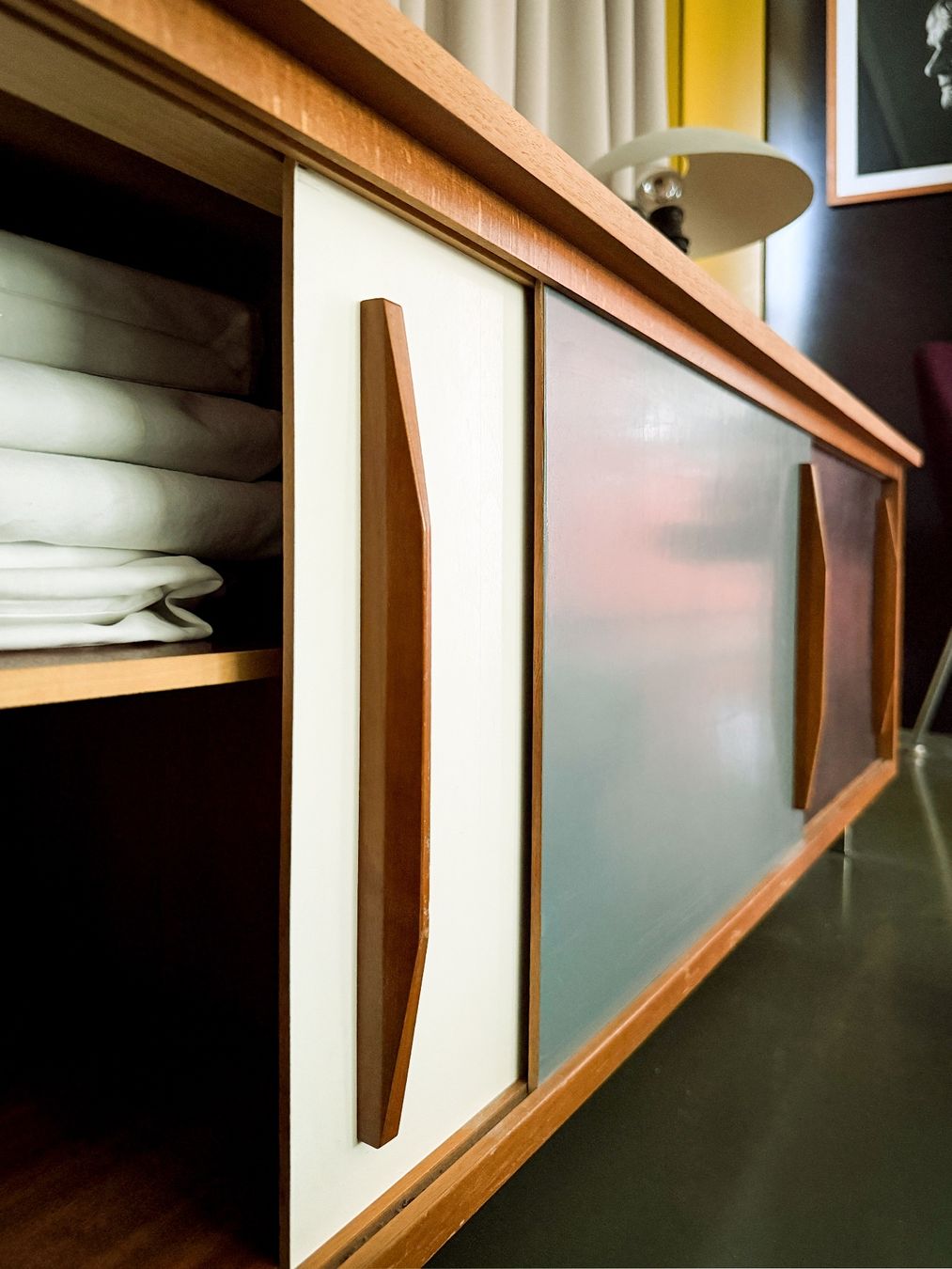 Cassettiere: SIDEBOARD Wohnbedarf Mid Century 50er – Usato da Zürich venduto da Diversikus 2