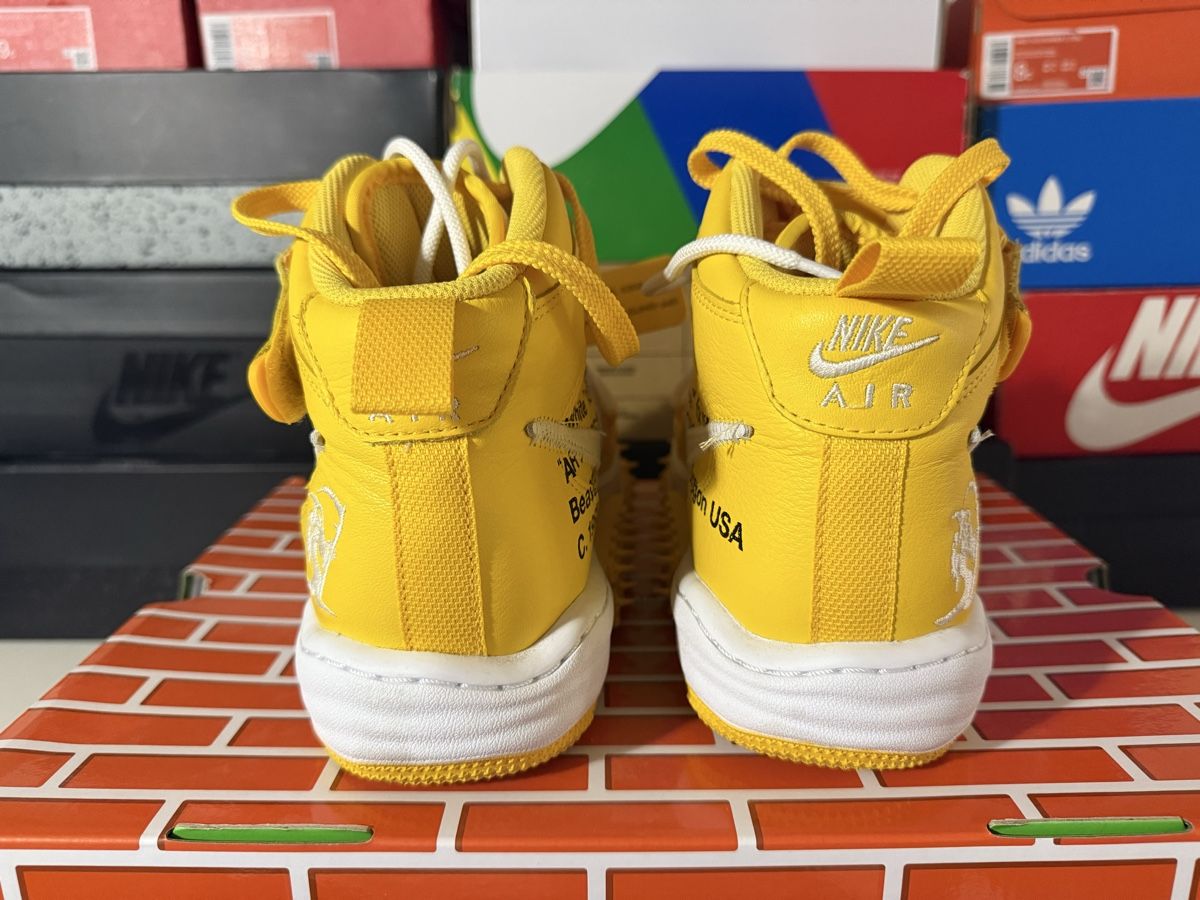 Scarpe da uomo: Nike Air Force 1 Mid SP – Nuovo (secondo la descrizione) da Tobel venduto da Carbon-Store 3