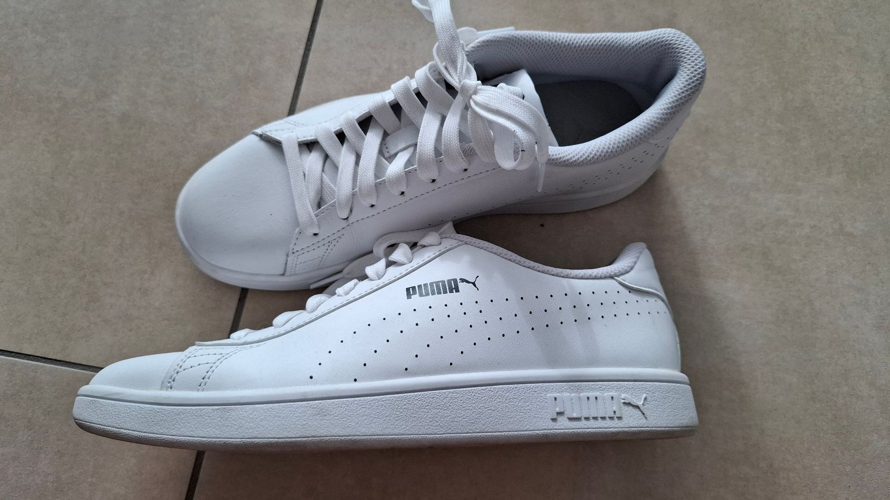 Puma Scarpe da donna: Puma low sneaker - Grösse 38.5 – Usato da Rickenbach b. Wil venduto da Beautiful.Things 3