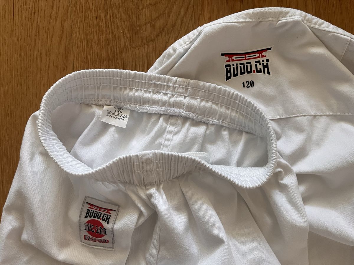 Kimono: Karate Kimono Gi 120 – Usato da Luzern venduto da Patrick_e 1