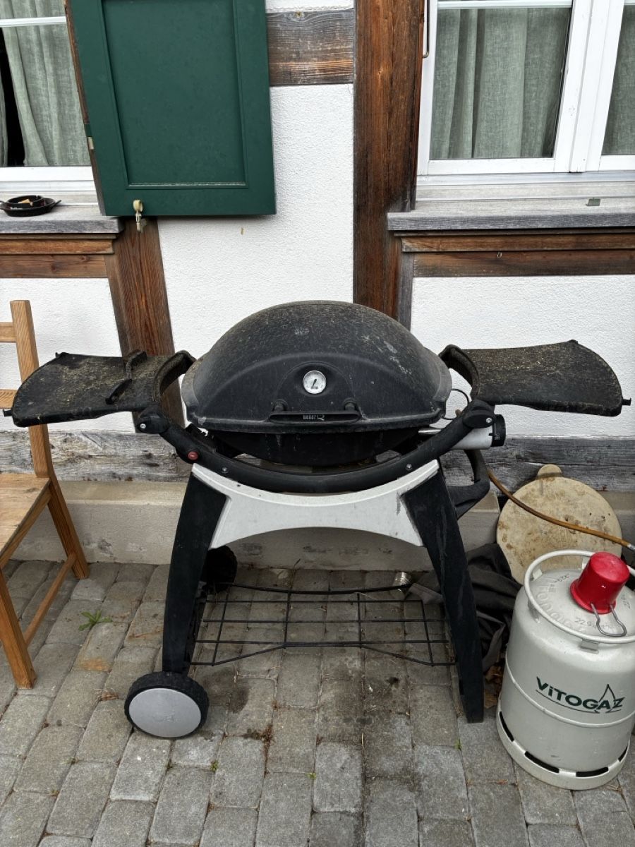 Grills: Weber Grill (ohne Gasflasche) – Gebraucht aus Thierachern von Jen_6jkc