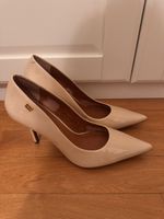 Elegant patent leather pumps by Luz da Lua, size 40.