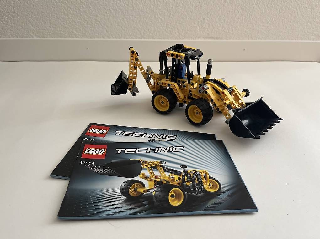 Lego Giocattoli: LEGO Technic 42004 Baggerlader mit Anleitung guter Zustand – Usato da Zollikofen venduto da d.gantenbein3052