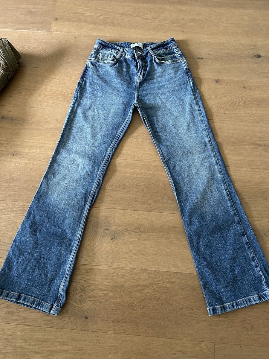 Jeans: 4 jeans Zara Levis Esprit Please – Gebraucht aus Vuadens von MLM01 1