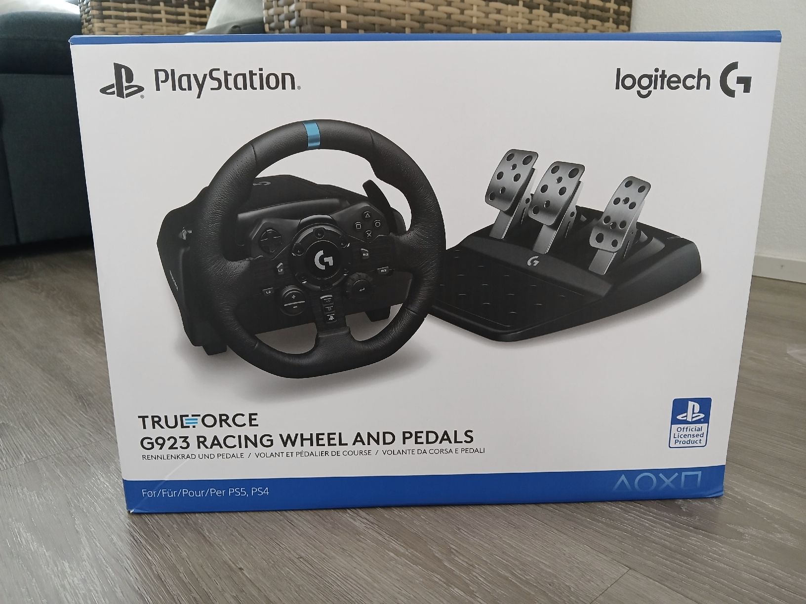 Steuerung: Logitech G923 Racing Wheel and Pedals – Neu und originalverpackt aus Niederbüren von HardStorm 1