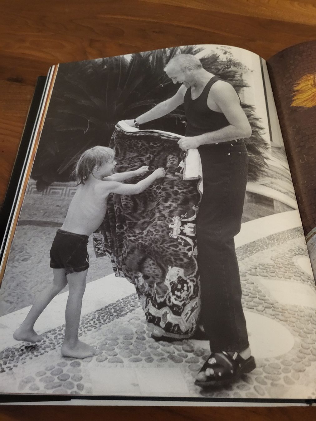 Libri: Gianni Versace Buch – Nuovo (secondo la descrizione) da Fruthwilen venduto da Mostro-Medusa 8