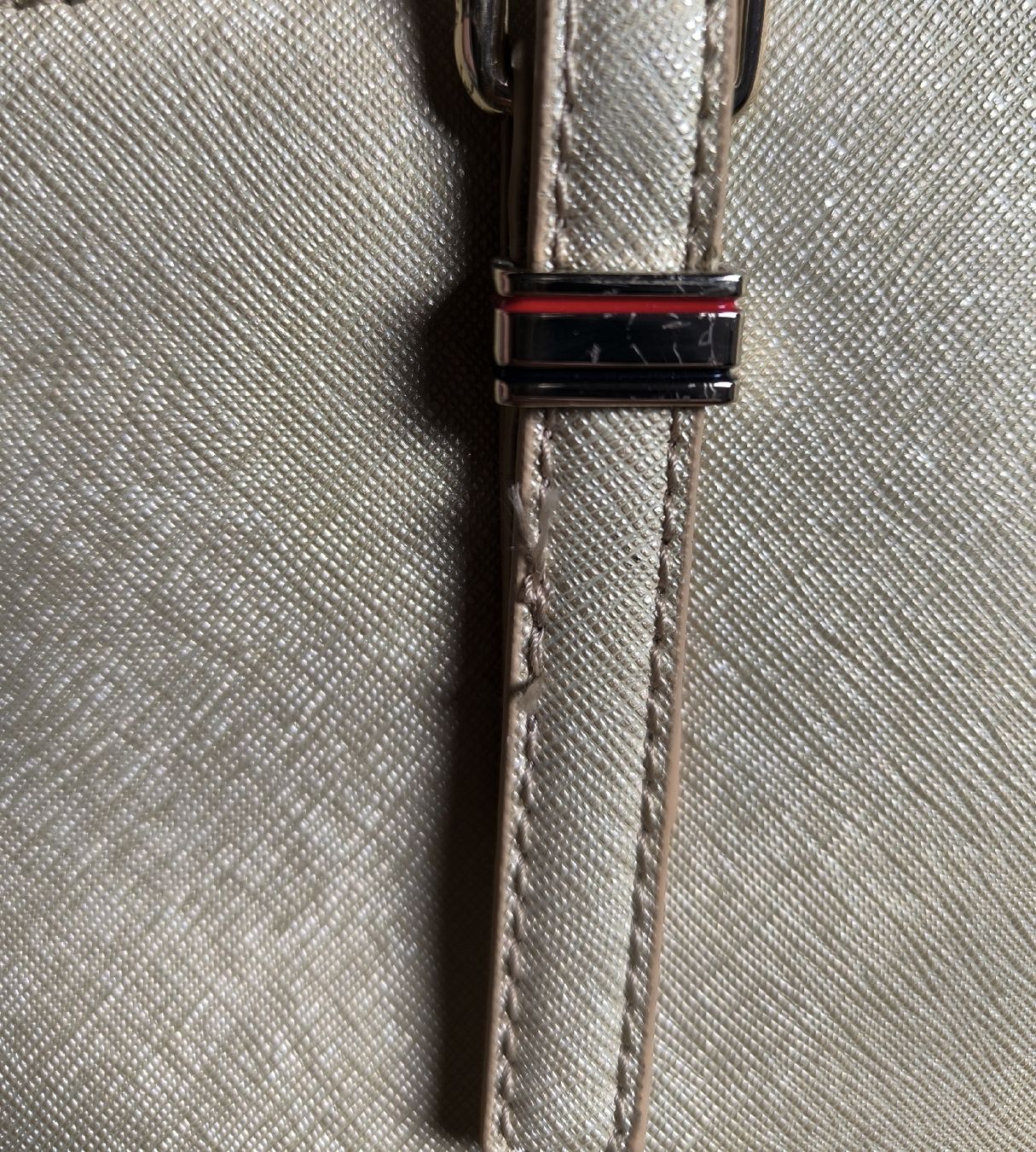 Tommy Hilfiger Borse: Tommy Hilfiger Handtasche – Usato da Schönenberg ZH venduto da gabalv 3