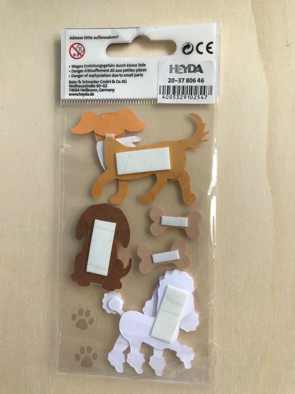 Kit bricolage: Bastelbedarf,  Sticker,  3 versch. Hunde, 2 Knochen – Nuovo e nell'imballaggio originale da Frauenfeld venduto da Koffer12 1