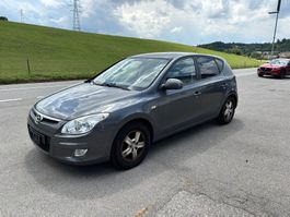 Hyundai i30 1.6i 5-Türig Fliessheck