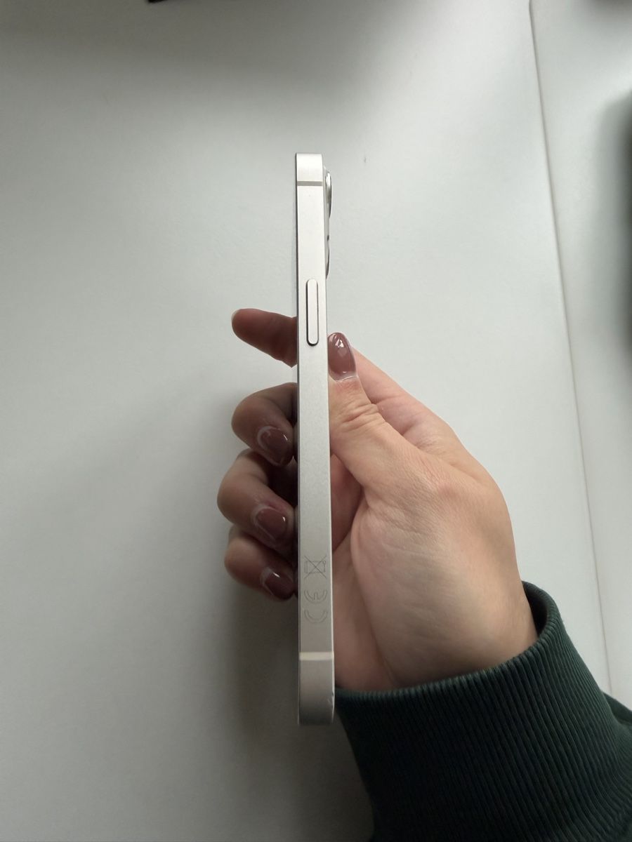 Apple Portables: Iphone 13 – D'occasion à Ennetbürgen par ser_q5qn 4