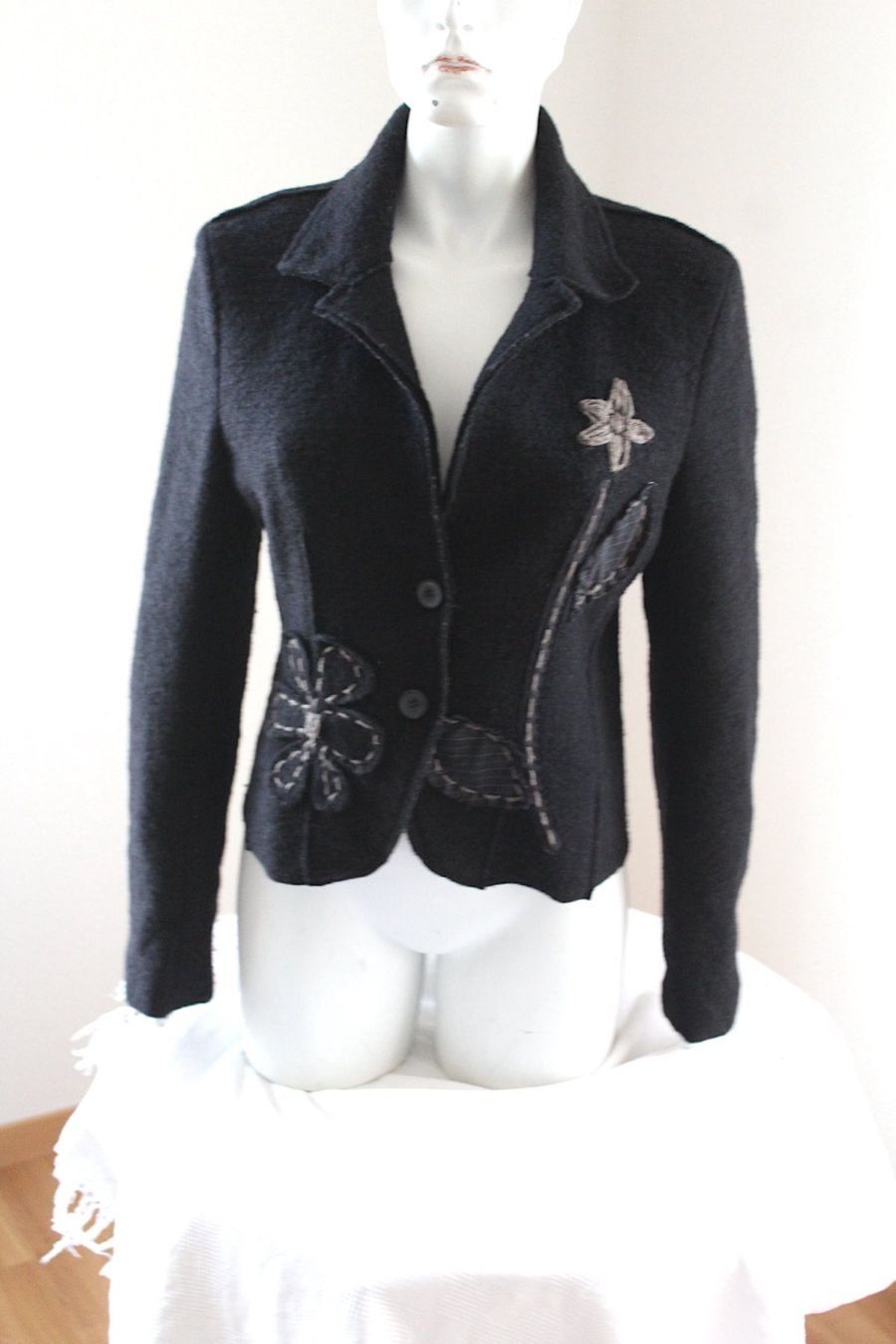 Giacche: Warme Jacke von La Fée Maraboutée, Größe 38/40. – Usato da Locarno venduto da madame-tus-sauds 7