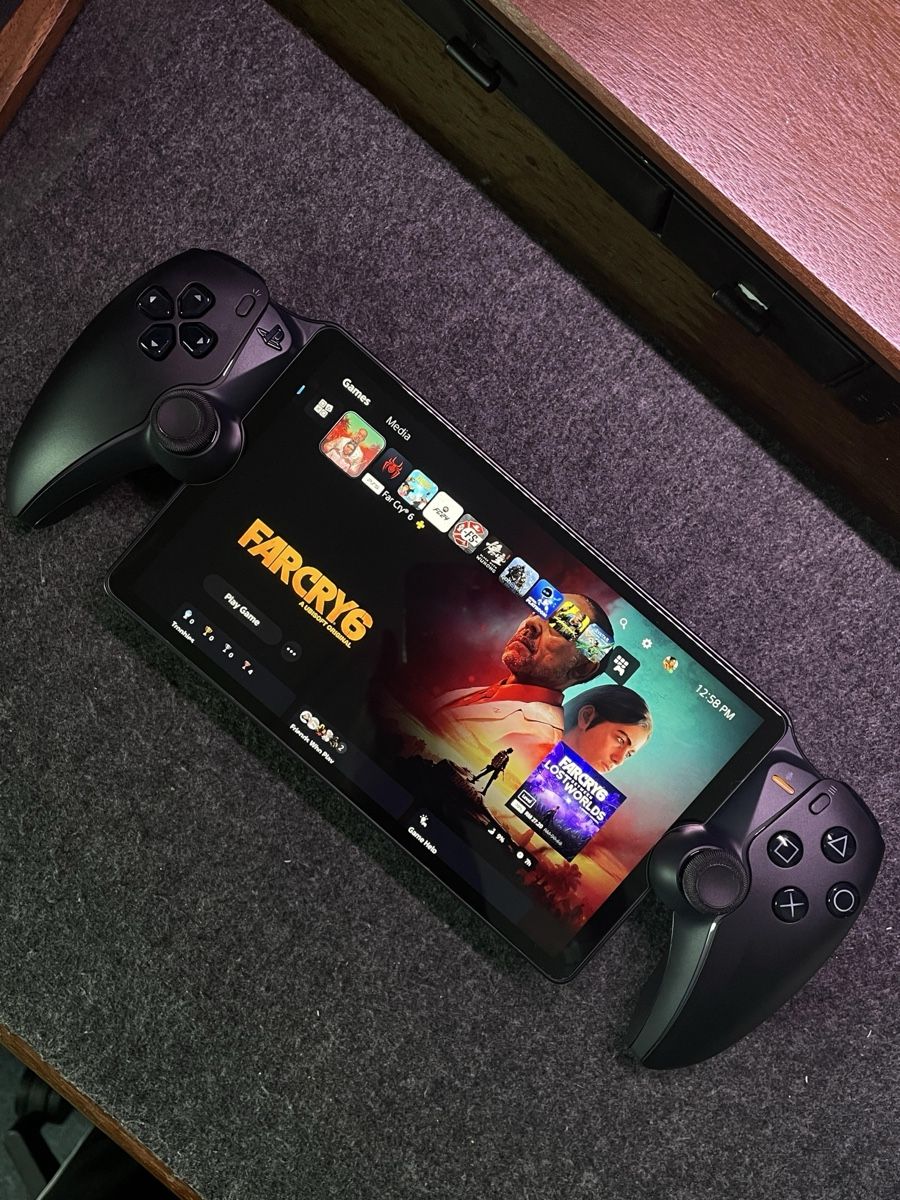 Sony Controller: Sony Playstation Portal Midnight Black – Usato da Triesen venduto da Honeybatcher 1