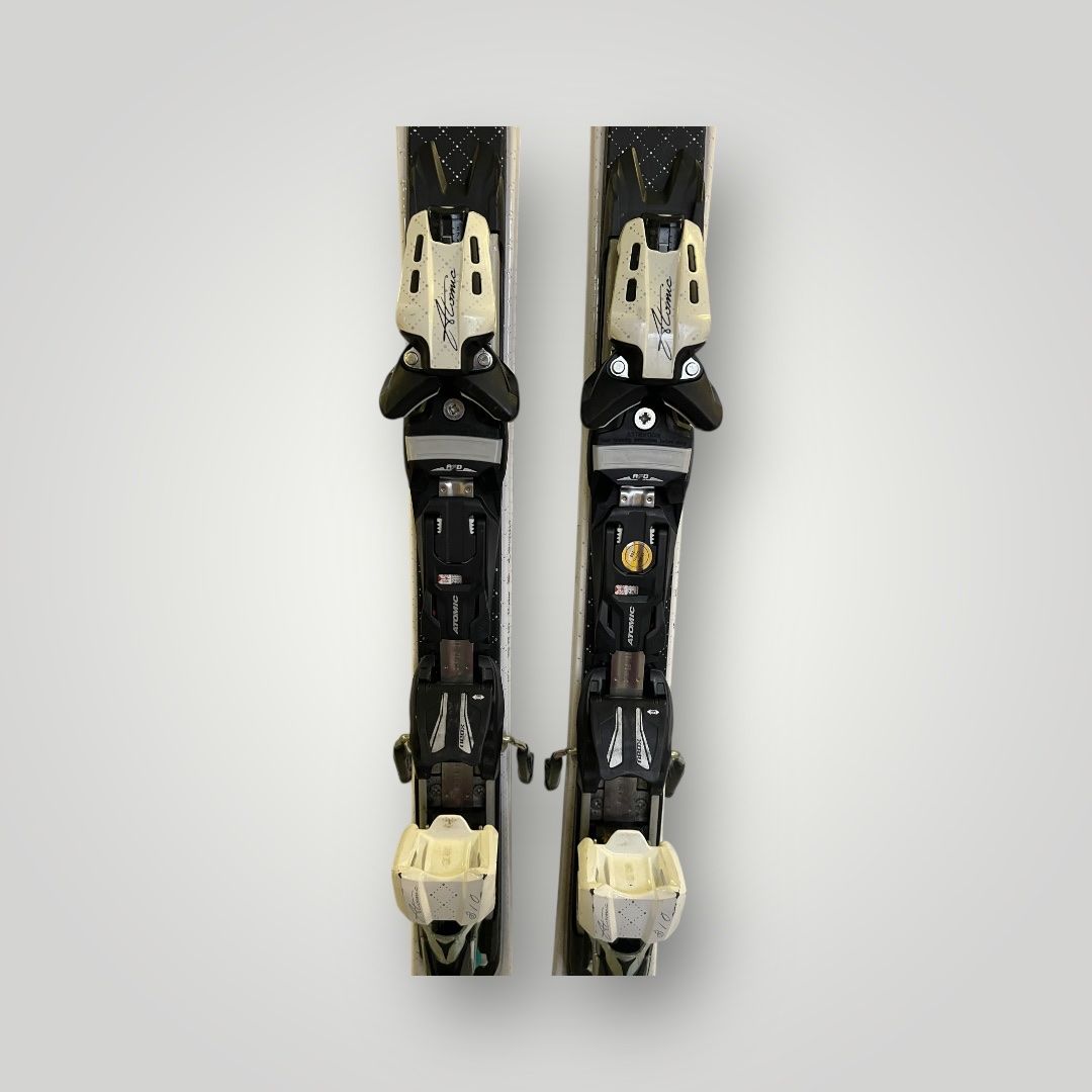 Atomic Skis: Atomic Ski 157cm      Lot 010325001 – Gebraucht aus Murten von Ski-Outlet 2