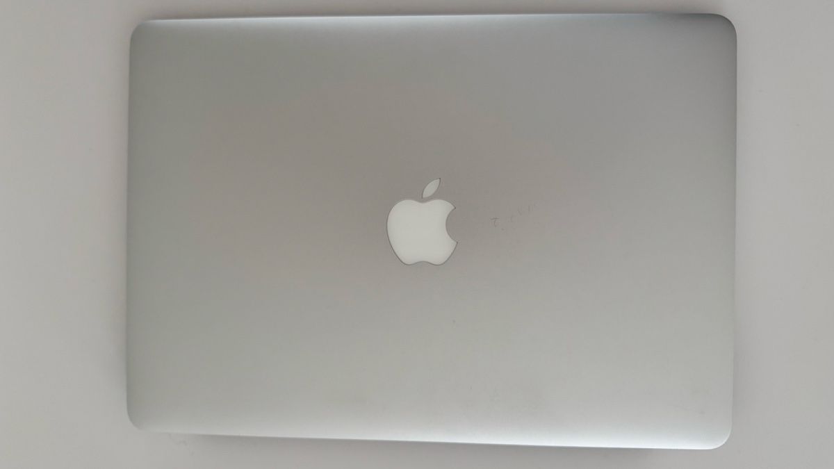 Apple Notebook: MacBook Air 13, 2017 – Usato da Wädenswil venduto da eleganza01 2