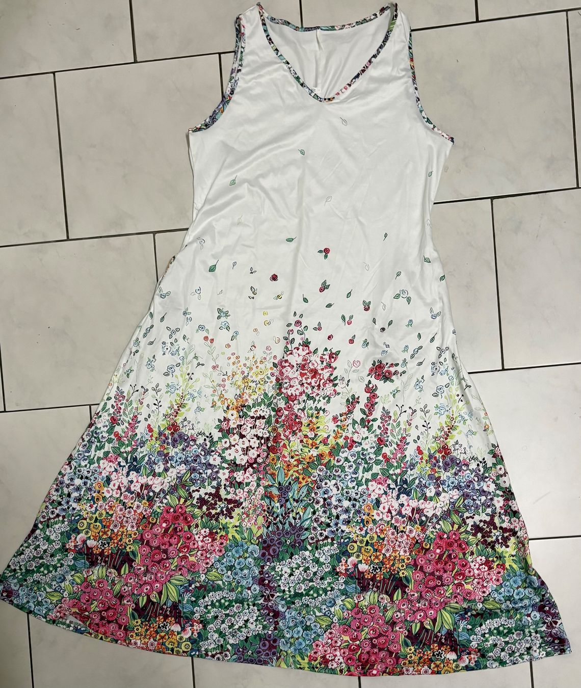 Robes: Sommerkleid / Midi – Neuf (Voir description) à Basel par tif_m2h6 3