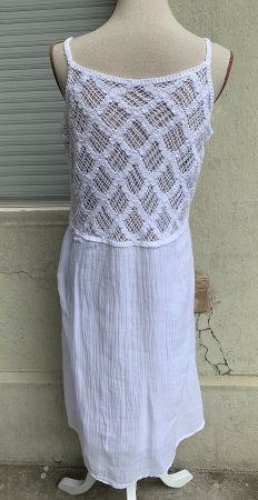 Superbe robe filet broderie&transparence MADE ITALY t.M-L