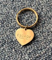 Escada parfum porte clé coeur rose rouge  et or