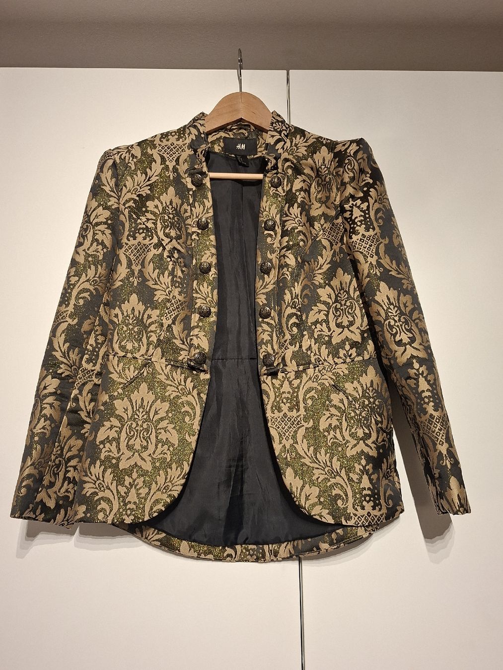 H&M Giacche: Brokatblazer – Usato da Oberengstringen venduto da Kimchimon