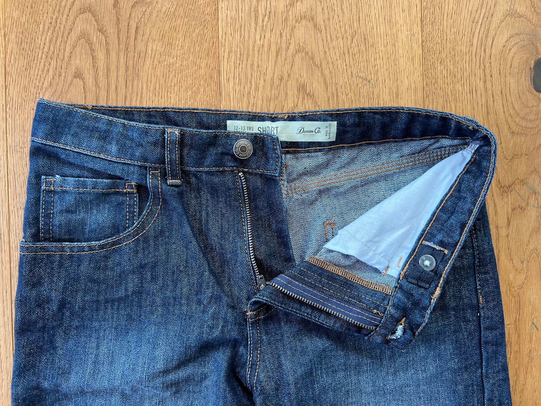 H&M Pantaloni: Jeans Shorts Gr. 158 – Usato da Lengnau BE venduto da Rubin27 1
