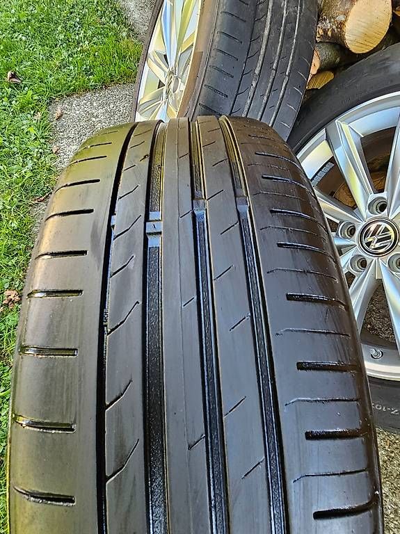 Pneus & Roues: Räder kpl. VW Passat – D'occasion à Ernetschwil par 8725 3