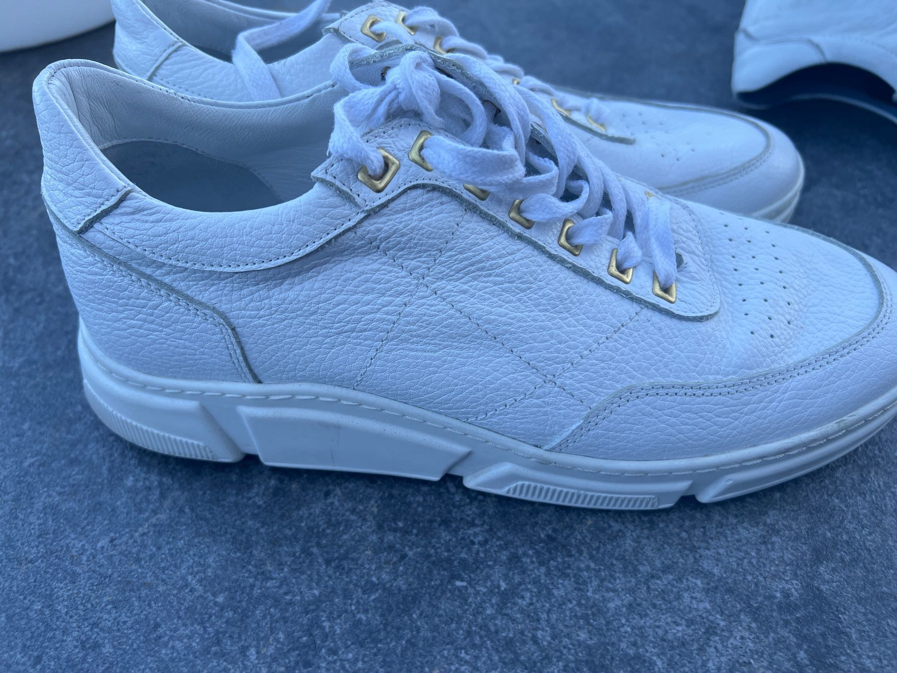 Chaussures hommes: Herrenschuh 41 – D'occasion à Schafisheim par inf_5dtw 2