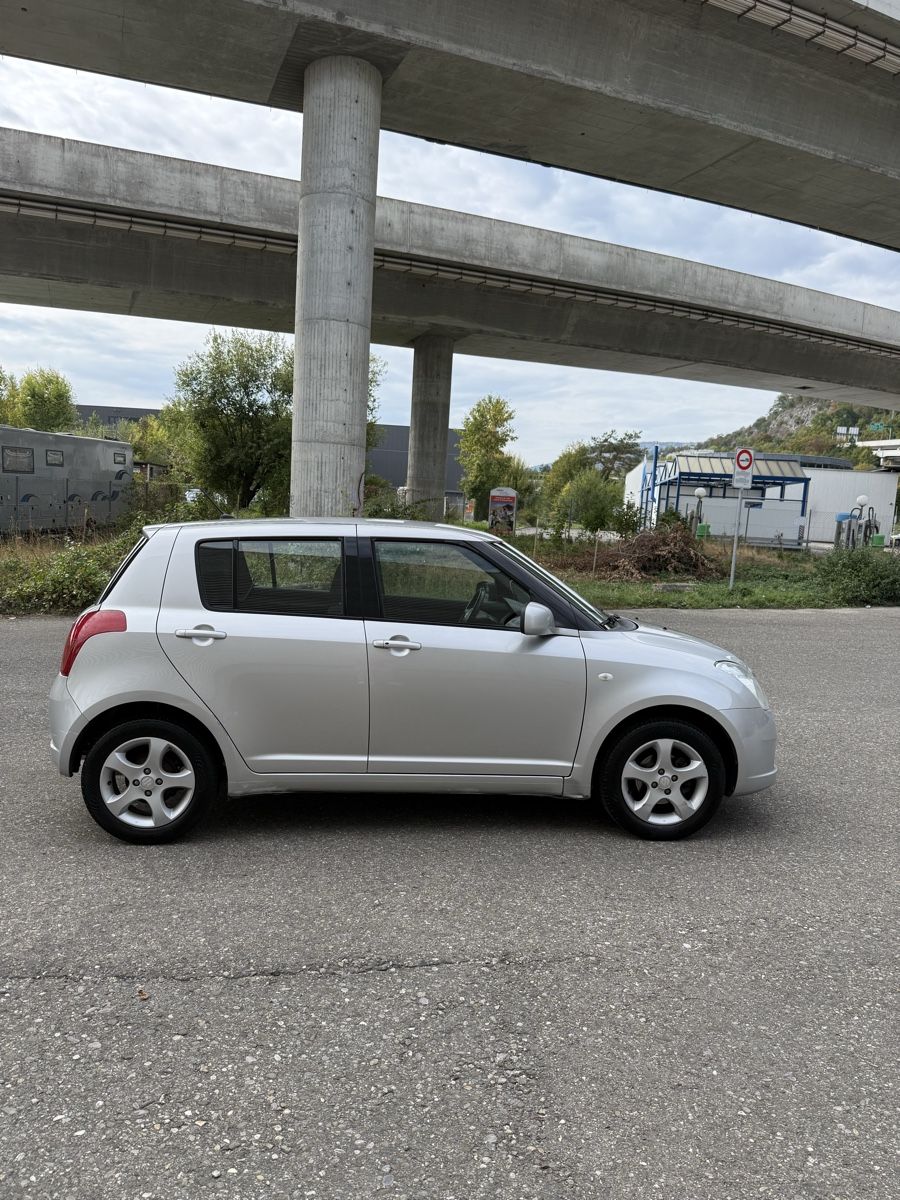 Suzuki Automobili: SUZUKI SWIFT 4x4 MFK 29.09.26 – Usato da Biel/Bienne venduto da MK_Cars 1