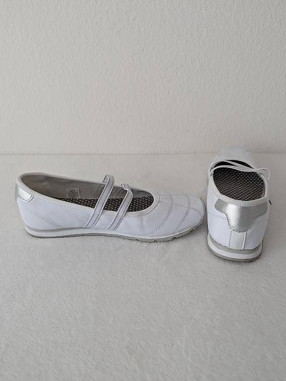 Scarpe da donna: Sneaker Graceland, Grösse 39, weiss / silber – Usato da Zürich venduto da est_q7sj 1