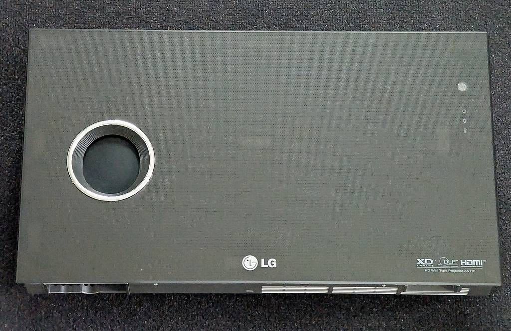LG Videoprojektoren: Vidéo-projecteur LG AN-110 – Gebraucht aus Torny le Grand von cla_w6np 5