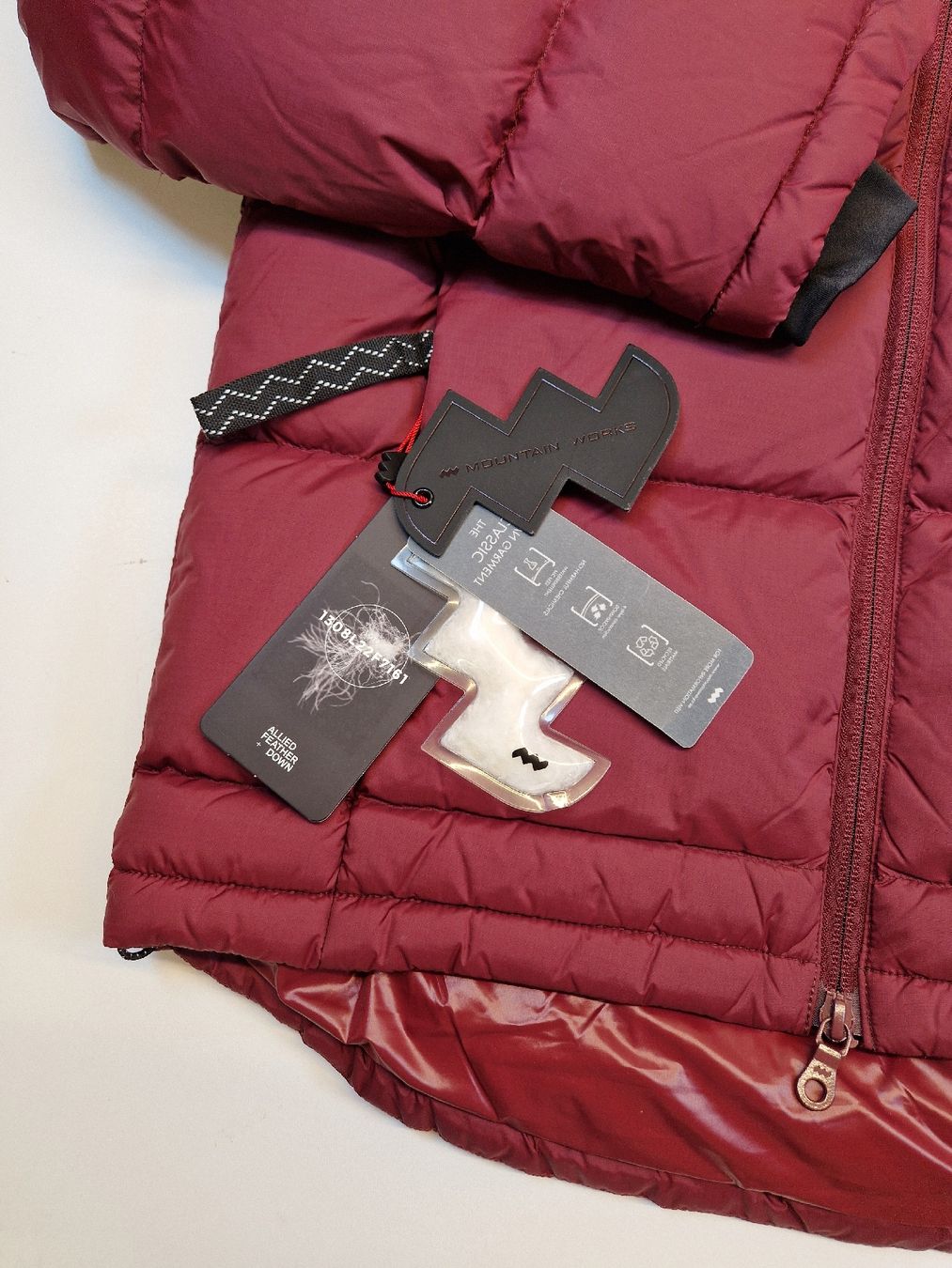 Giacche: Mountainworks USX Surveyor Down  Damen XS – Nuovo e nell'imballaggio originale da Braunau venduto da Brand-Store 3