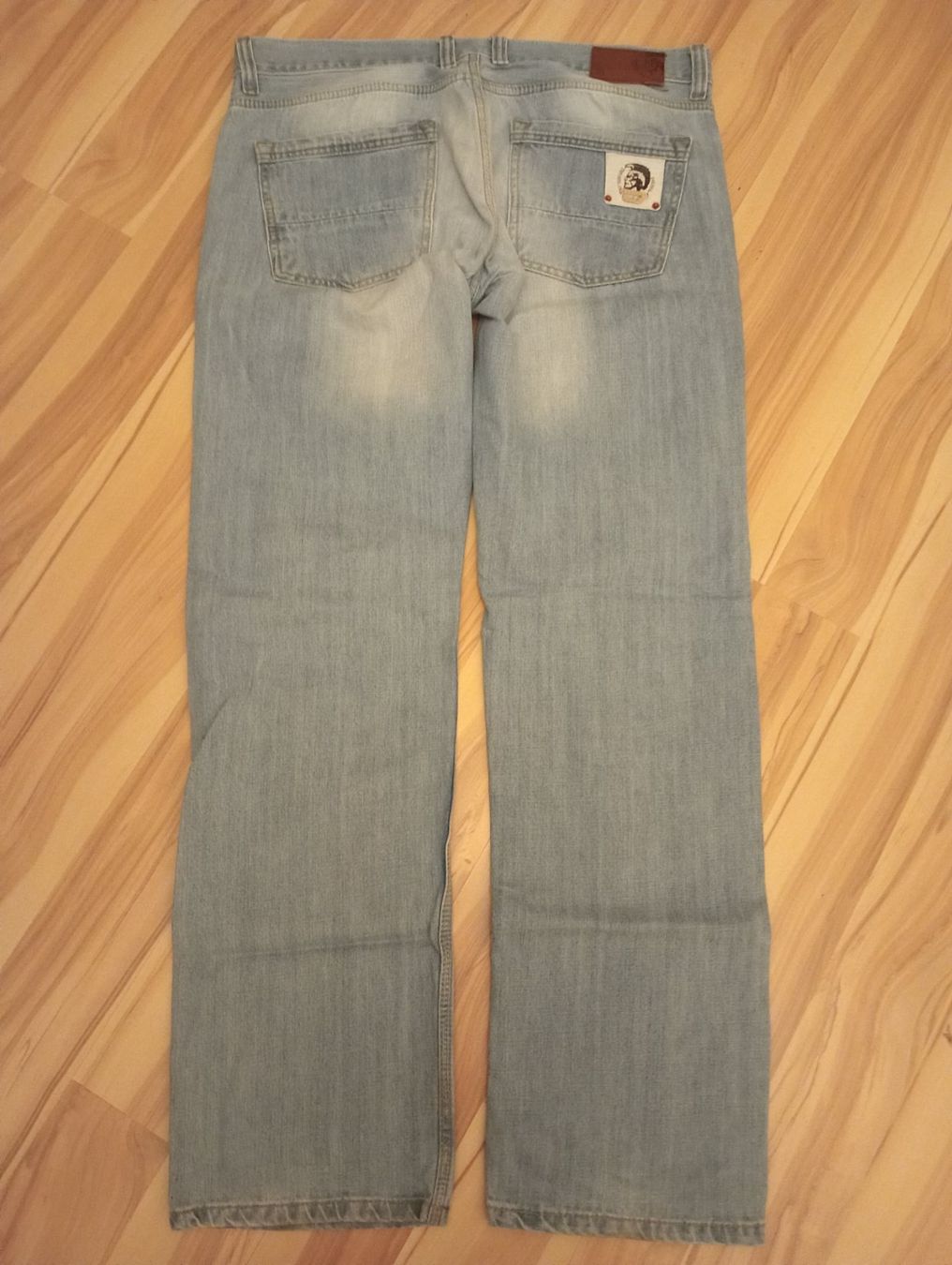 Diesel Jeans: Jeans DIESEL Gr.34 – Neuf (Voir description) à Rüfenacht BE par anemask 1