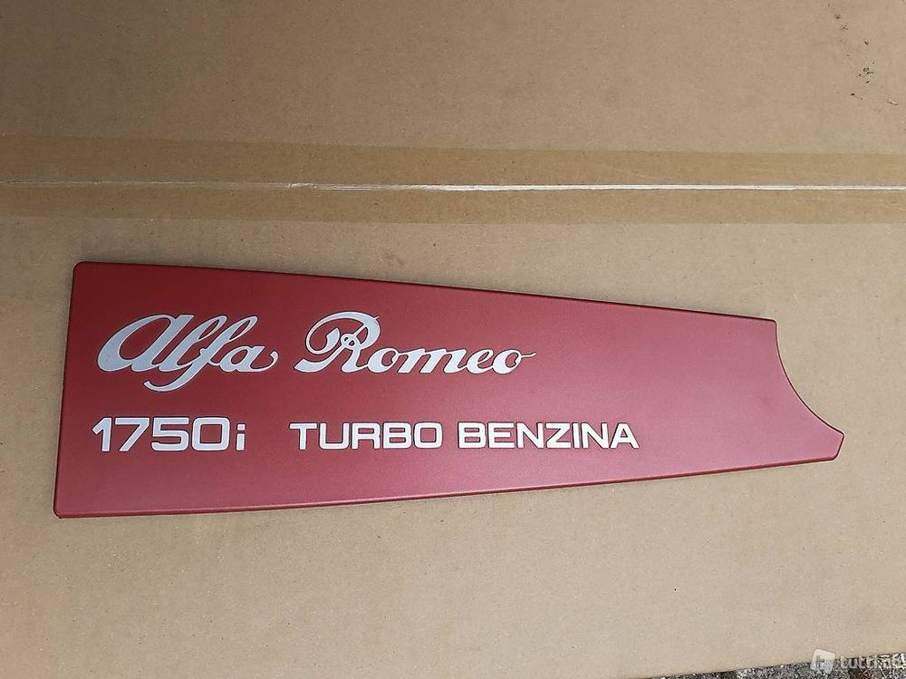 Felpa Con Cappuccio Alfa Romeo Per 159, Giulietta, Giulia Quadrifoglio - Unisex, Comoda, Logo Auto, Taglia L-A