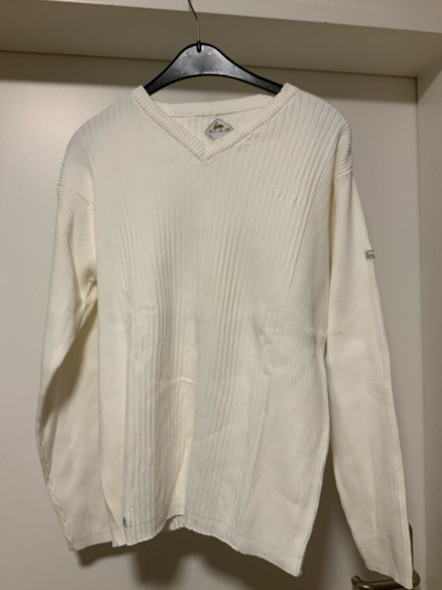 Pullover & Sweatshirts: Pulli mit V-Ausschnitt 100% Baumwolle Grösse M (TA) – Gebraucht aus Wallisellen von AS.TZ. 8