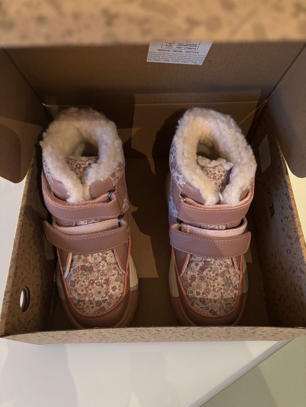 Wheat Scarpe per ragazze: Original neue Wheat Mädchen Winter Boots 29 – Nuovo e nell'imballaggio originale da Zollikon venduto da d_grabher 1