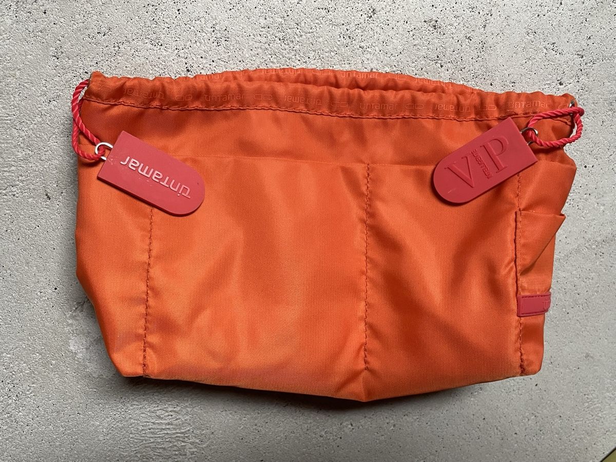 Custodie per cosmetici: ALLES RAUS Kosmetiktasche – Usato da Kloten venduto da simones.thriftshop 3