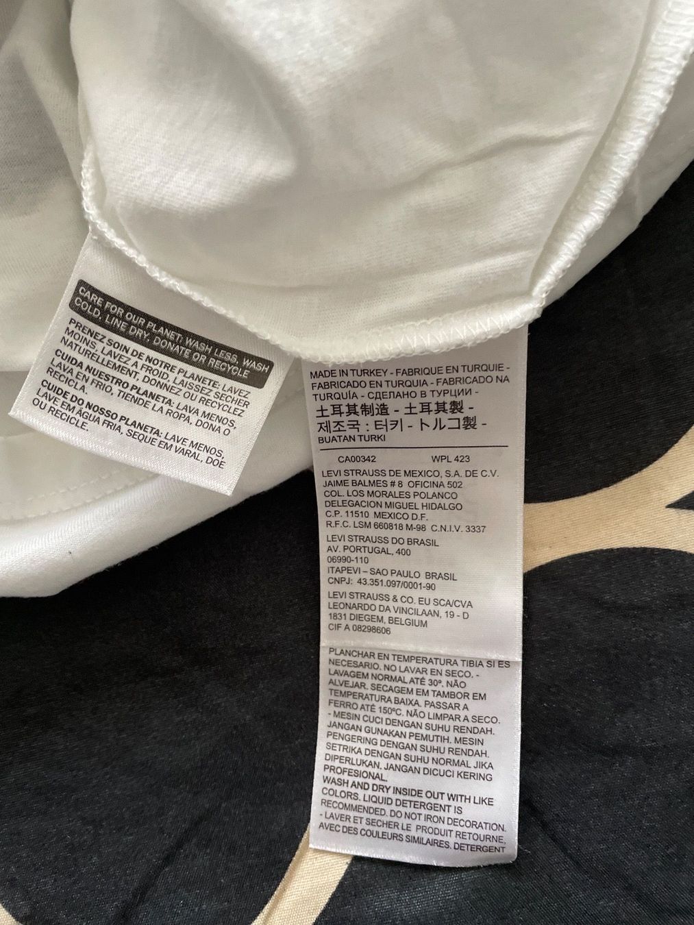 Levi's T-shirt: T-Shirt Levis – Nuovo (secondo la descrizione) da Zürich venduto da katya_noia 2