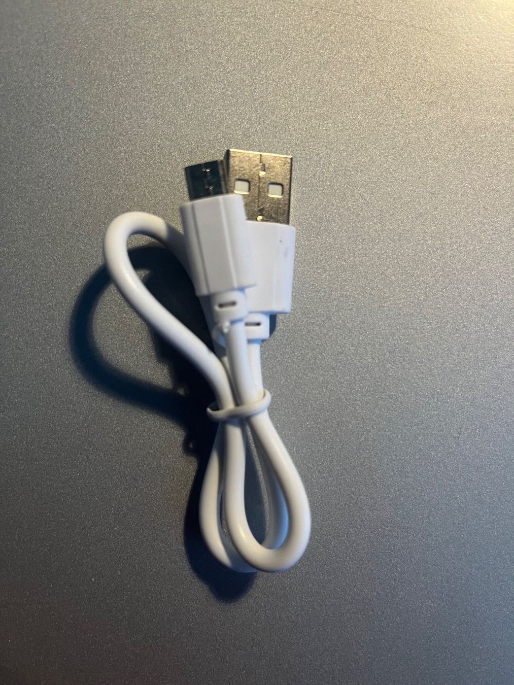 Câbles: Ladekabel USB/USB-Micro neu – Neuf (Voir description) à Unterägeri par flu_zp5d 1