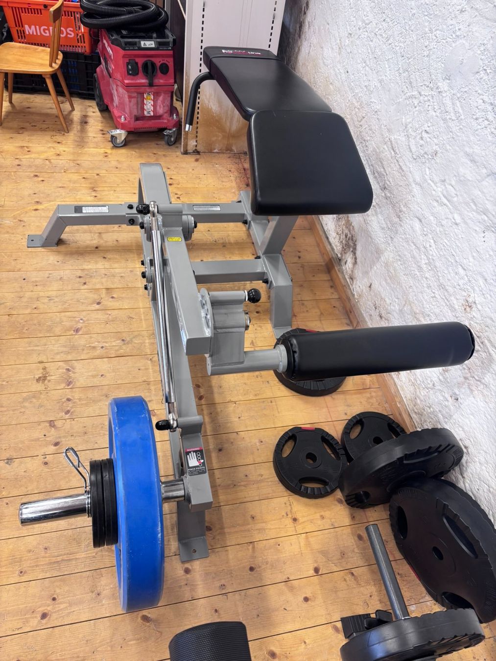 Hometrainer: Beincurl Maschine – Usato da Schönenberg ZH venduto da Dynamaic 3