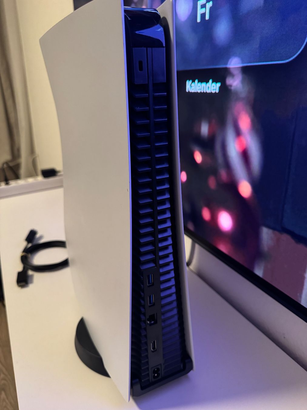 Sony Konsolen: PlayStation 5 Disc Edition + neuer DualSense Controller – Gebraucht aus Winterthur von el365 4