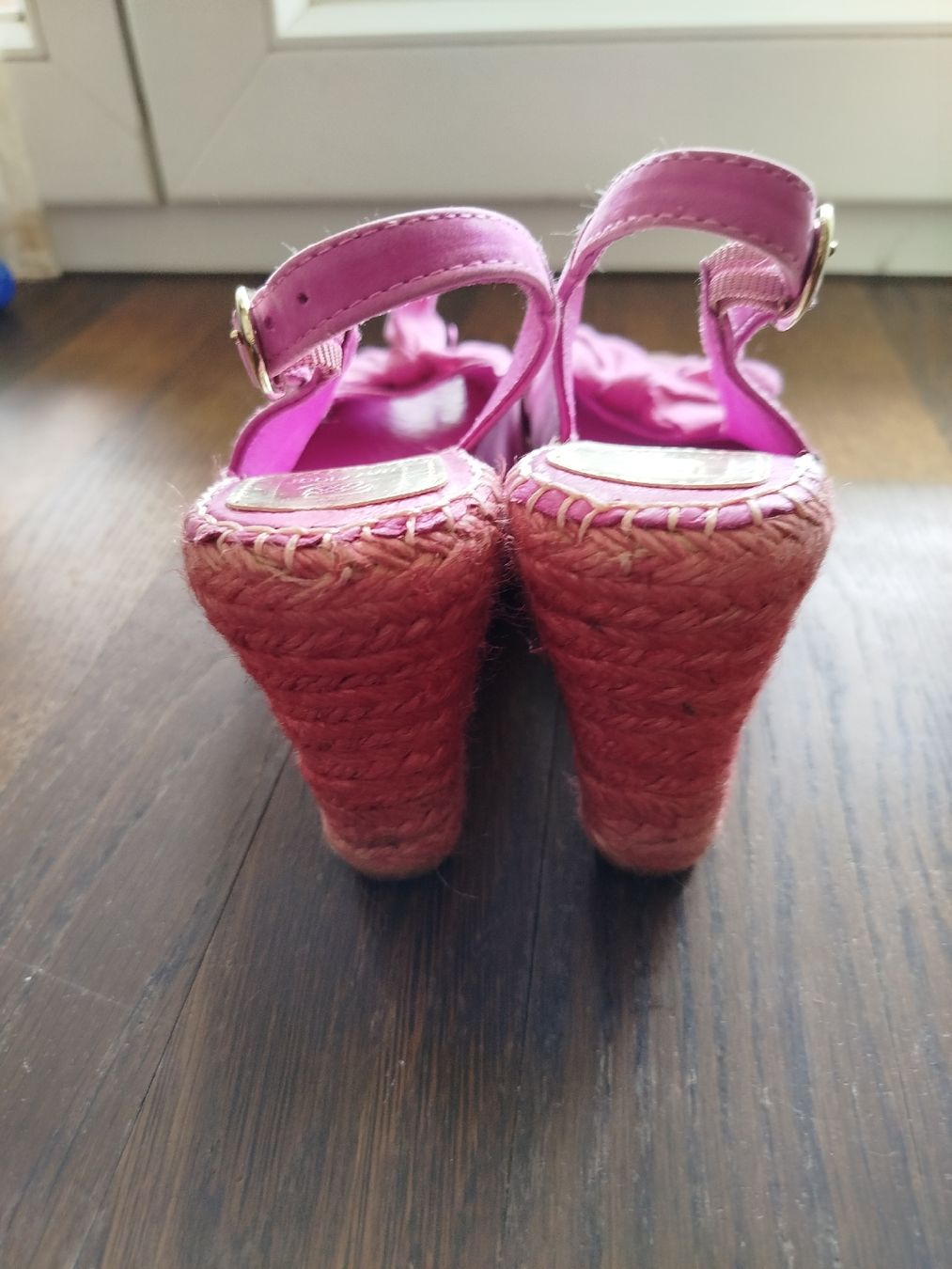 Navyboot Damenschuhe: Navyboot Sandalen, Leder, Gr. 38, Neuwertig – Gebraucht aus Zürich von Leders 1