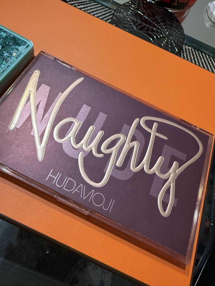 Make-up: 3 palettes yeux revolution  – Nuovo (secondo la descrizione) da Lausanne venduto da Tounitz 1