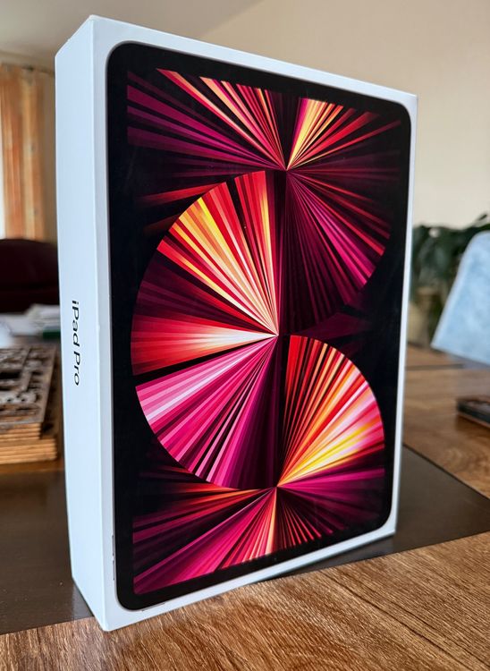 Apple iPad Pro 12,9 (3e génération) A1876 WiFi + 4G 256 Go Gris sidéral occasion seconde main chez