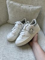 Jimmy Choo Sneakers blanche (taille-39)