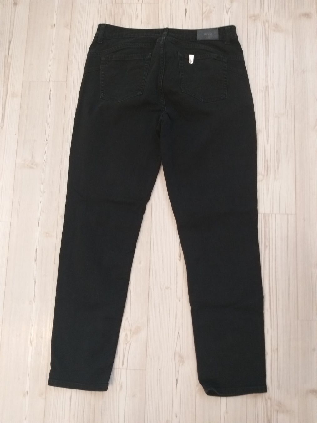 Liu Jo Jeans: LIU JO  Jeans   Taille / Grosse W 31... – Usato da Cossonay-ville venduto da Super-Price-Quality 4