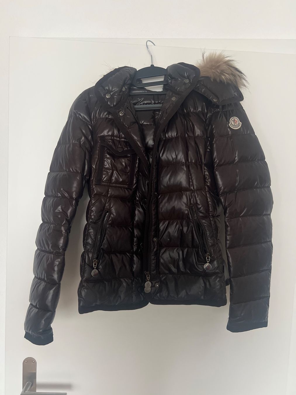 Moncler Vestes: Wunderschöne Moncler Winterjacke – D'occasion à Ostermundigen par emi_pbs6 2