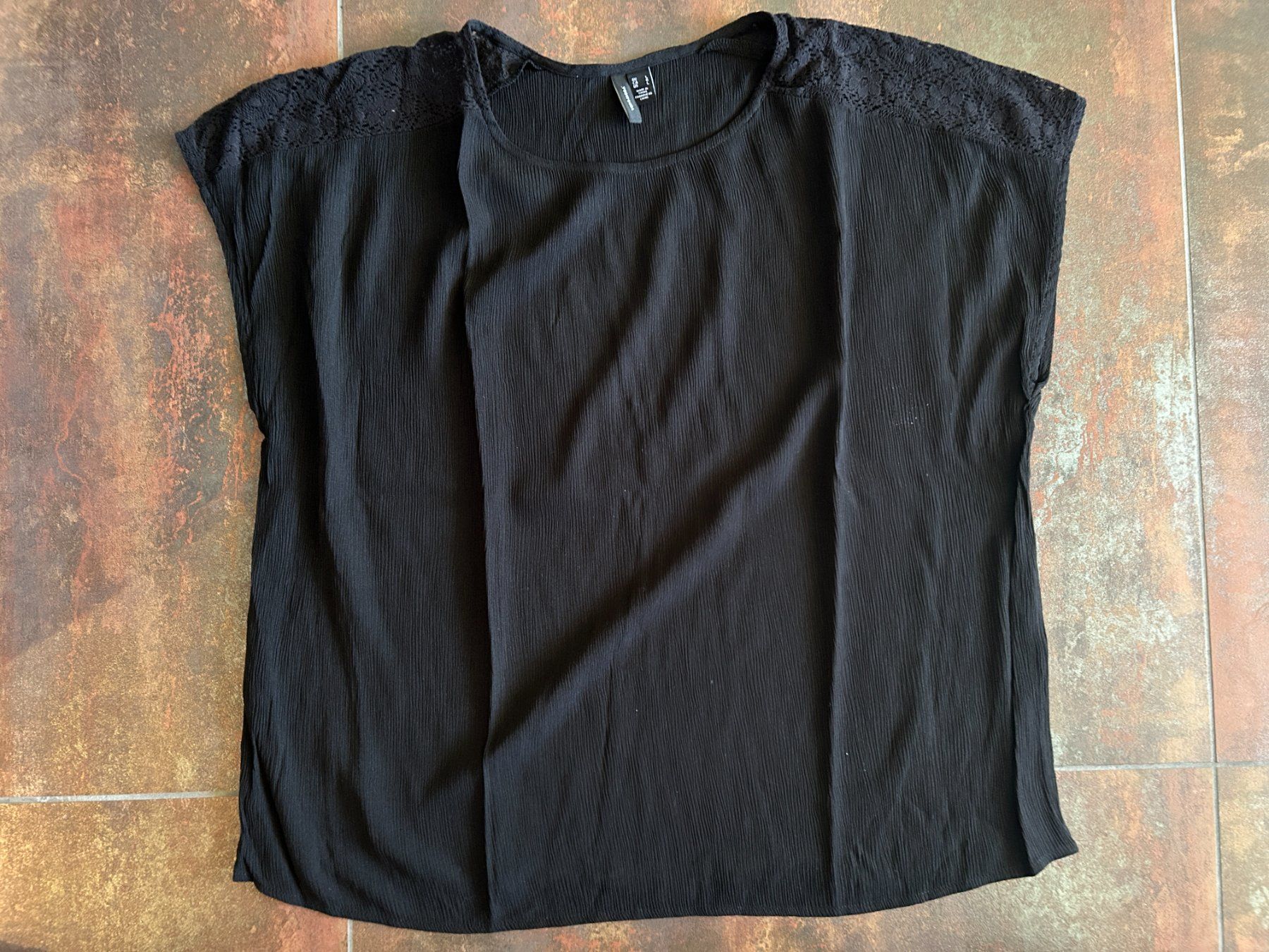 Vero Moda Blusen: Blusen-Shirt von Vero Moda – Gebraucht aus Abtwil SG von Elocin0815